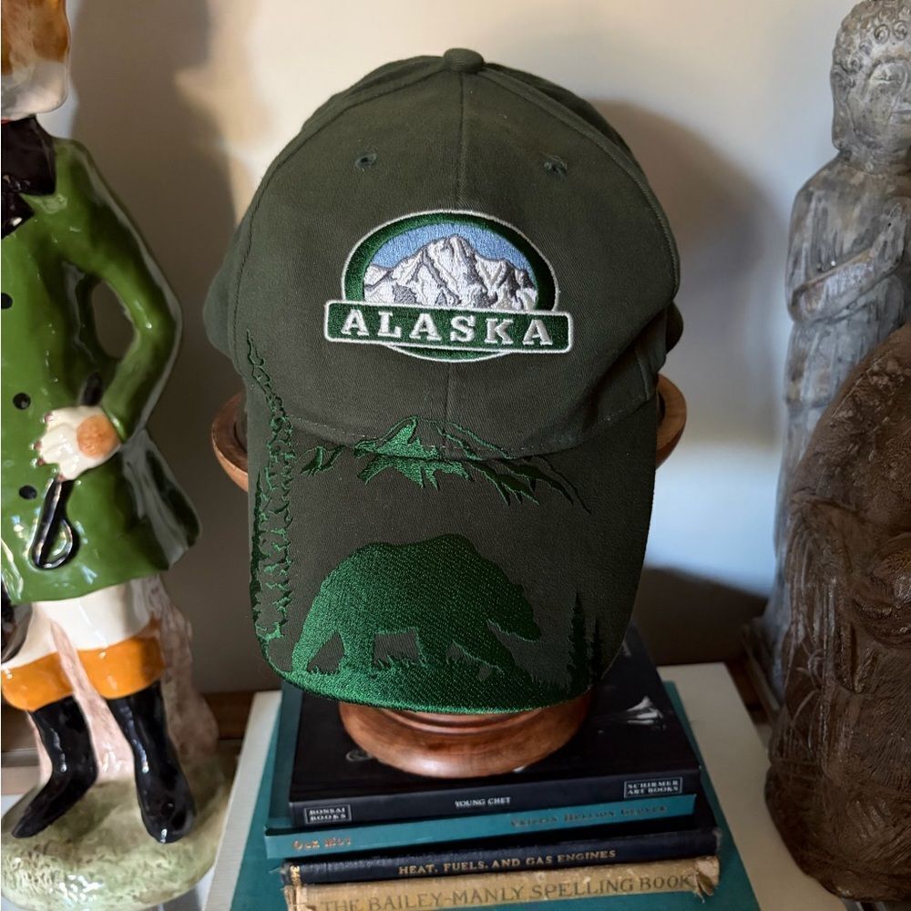 Green Alaska Arctic Circle vintage adjustable Embroidered Cap